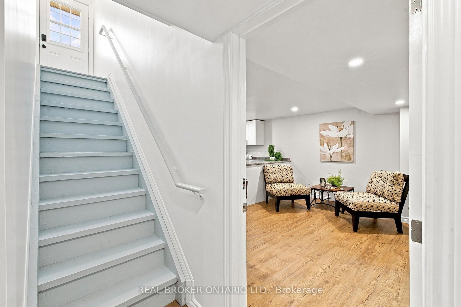 82 Meadowlands Drive W • Ottawa, ON photo 29