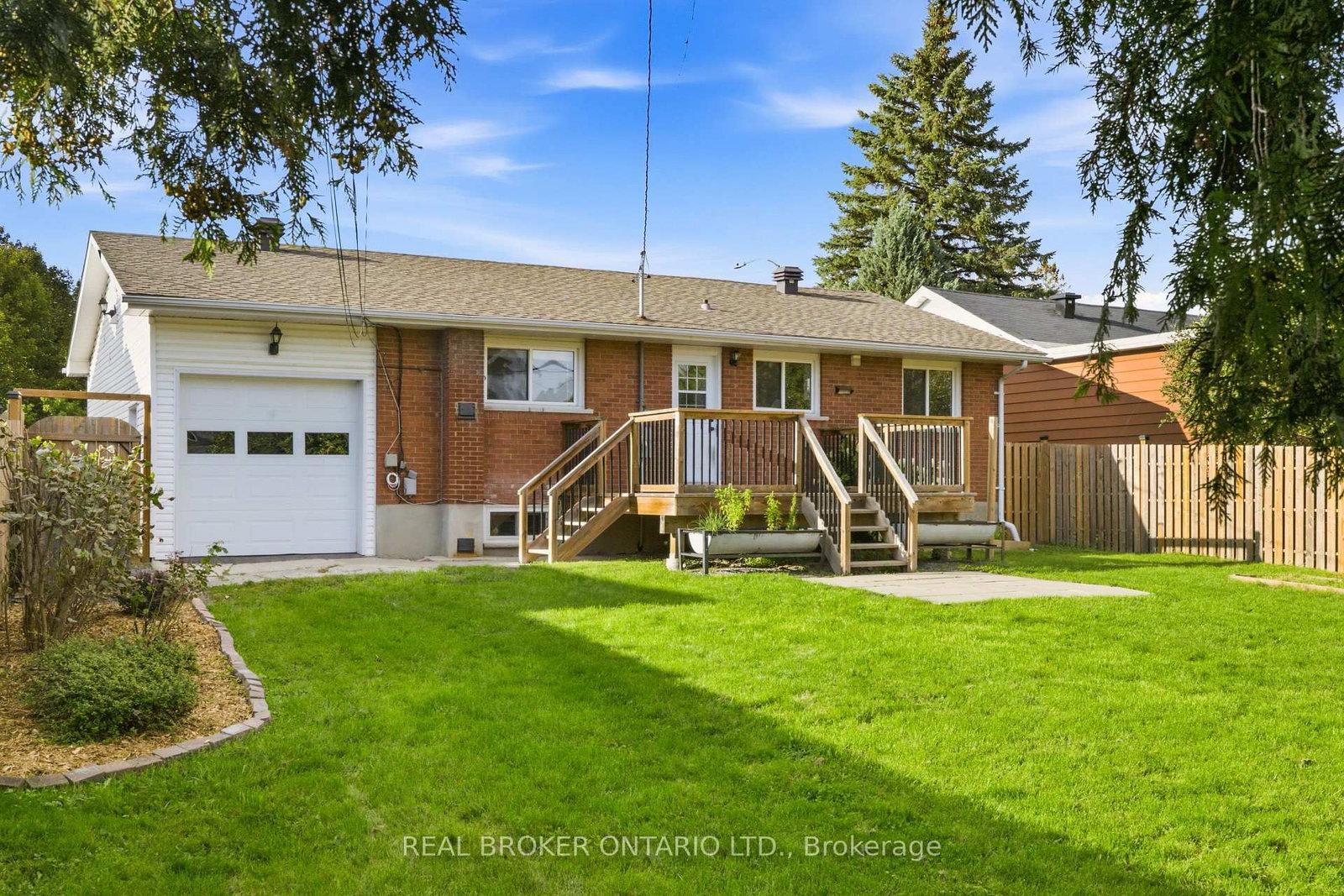 82 Meadowlands Drive W • Ottawa, ON photo 44