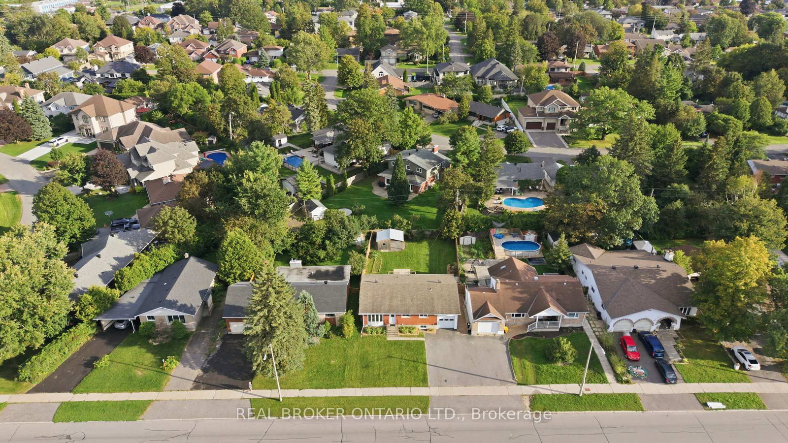 82 Meadowlands Drive W • Ottawa, ON photo 47
