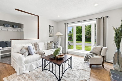 82 Meadowlands Drive W • Ottawa, ON photo 7