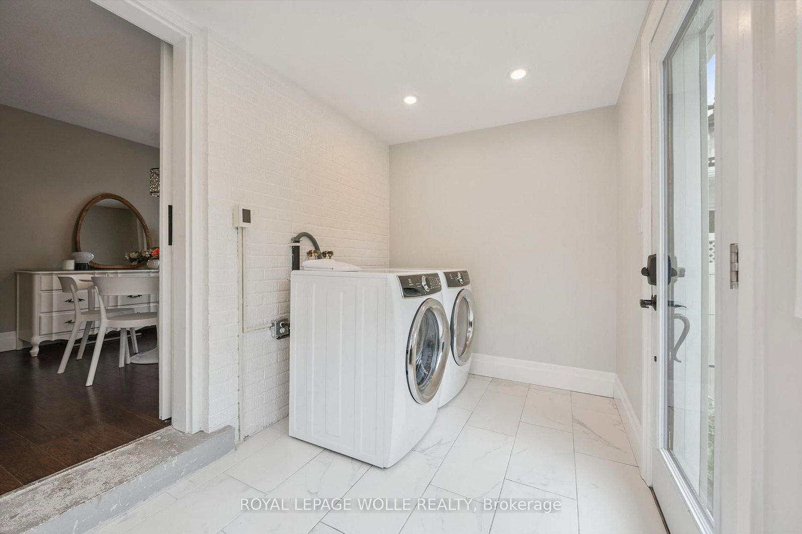190 East Avenue • Kitchener, ON photo 13