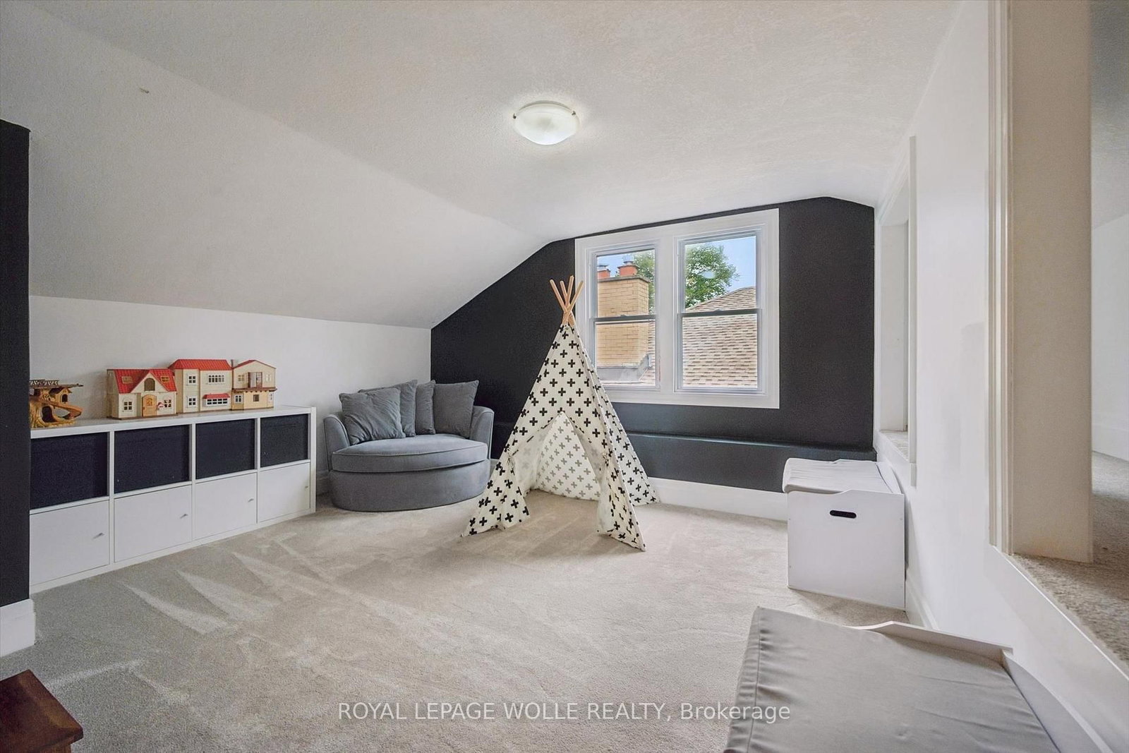 190 East Avenue • Kitchener, ON photo 22