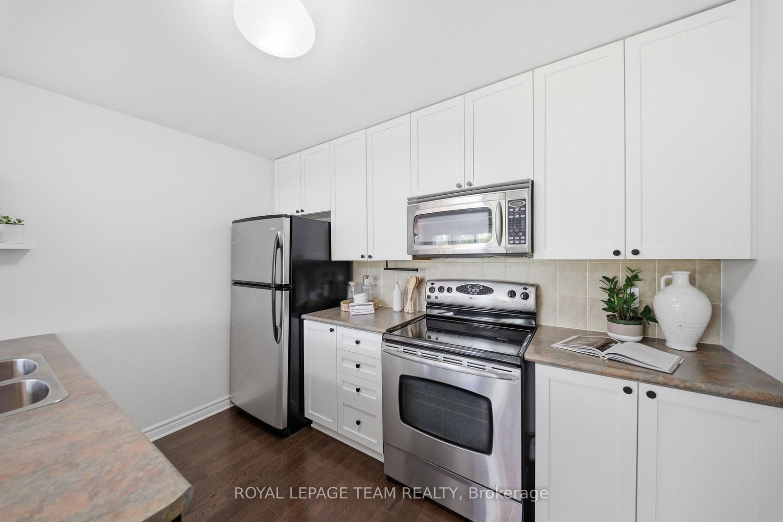 165 Waterbridge Drive • #9 • Ottawa, ON photo 8