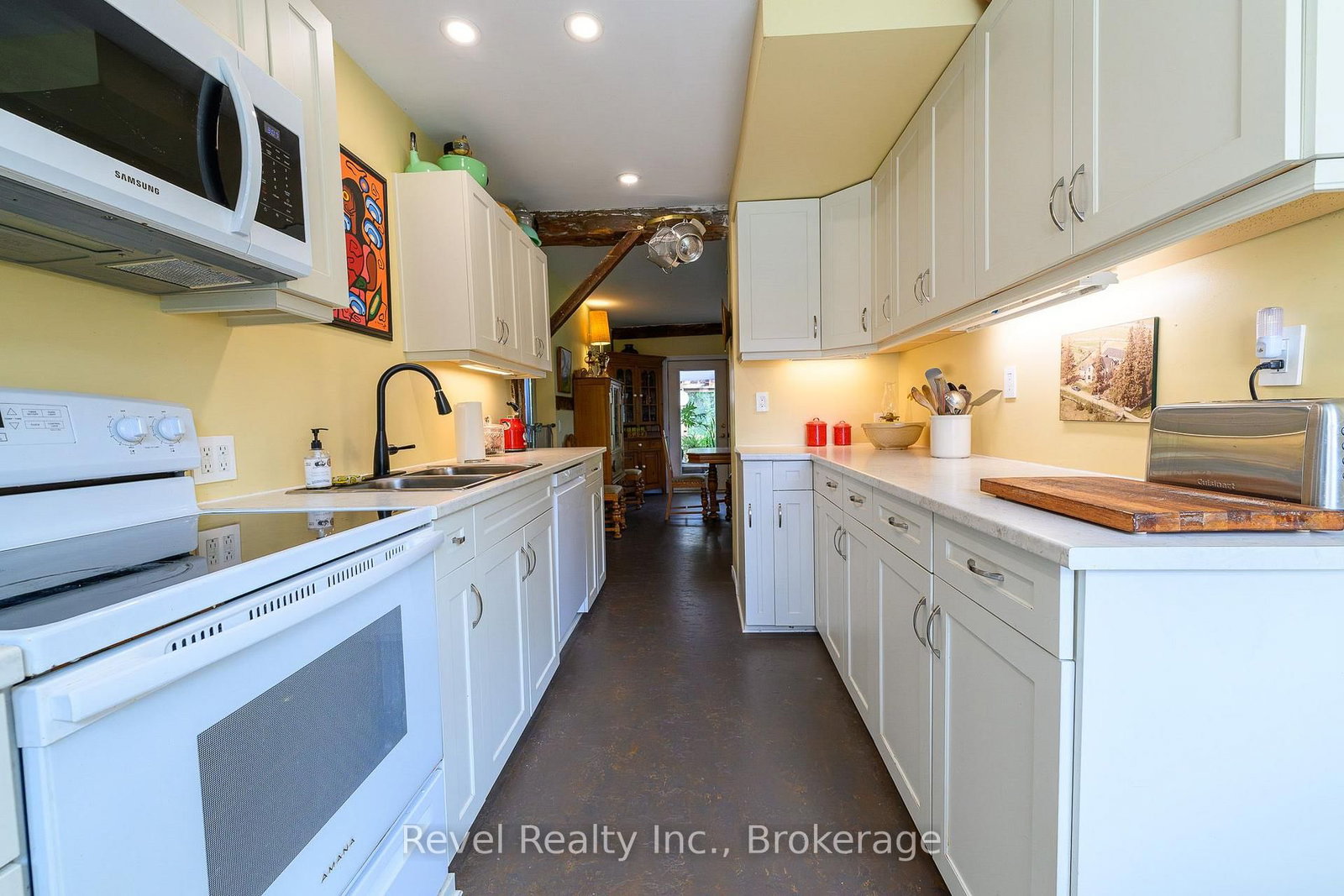 423259 Rocky Saugeen Road • West Grey, ON photo 14