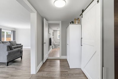 162 Mary Street • Thorold, ON photo 4