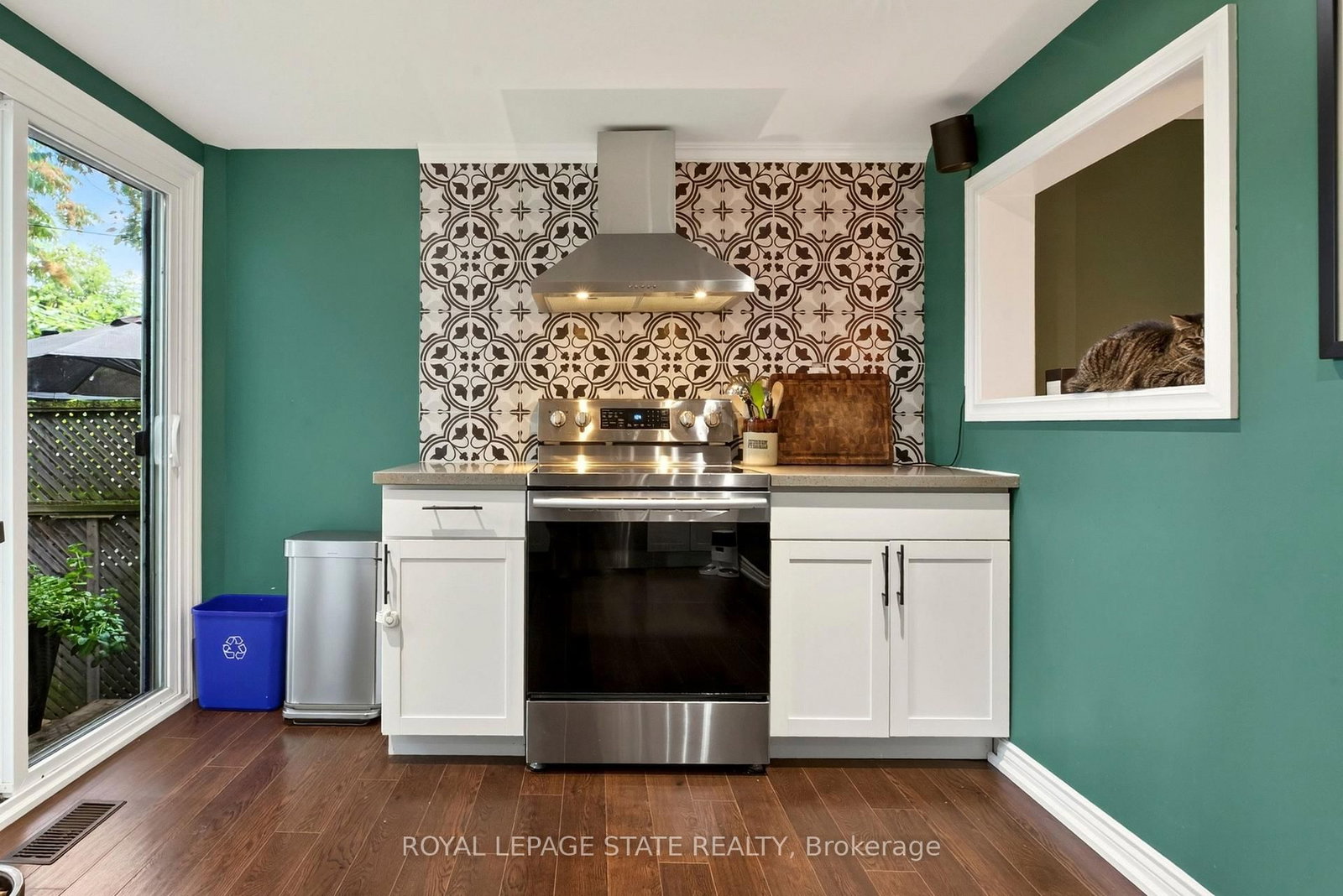 19 Land Street • Hamilton, ON photo 14