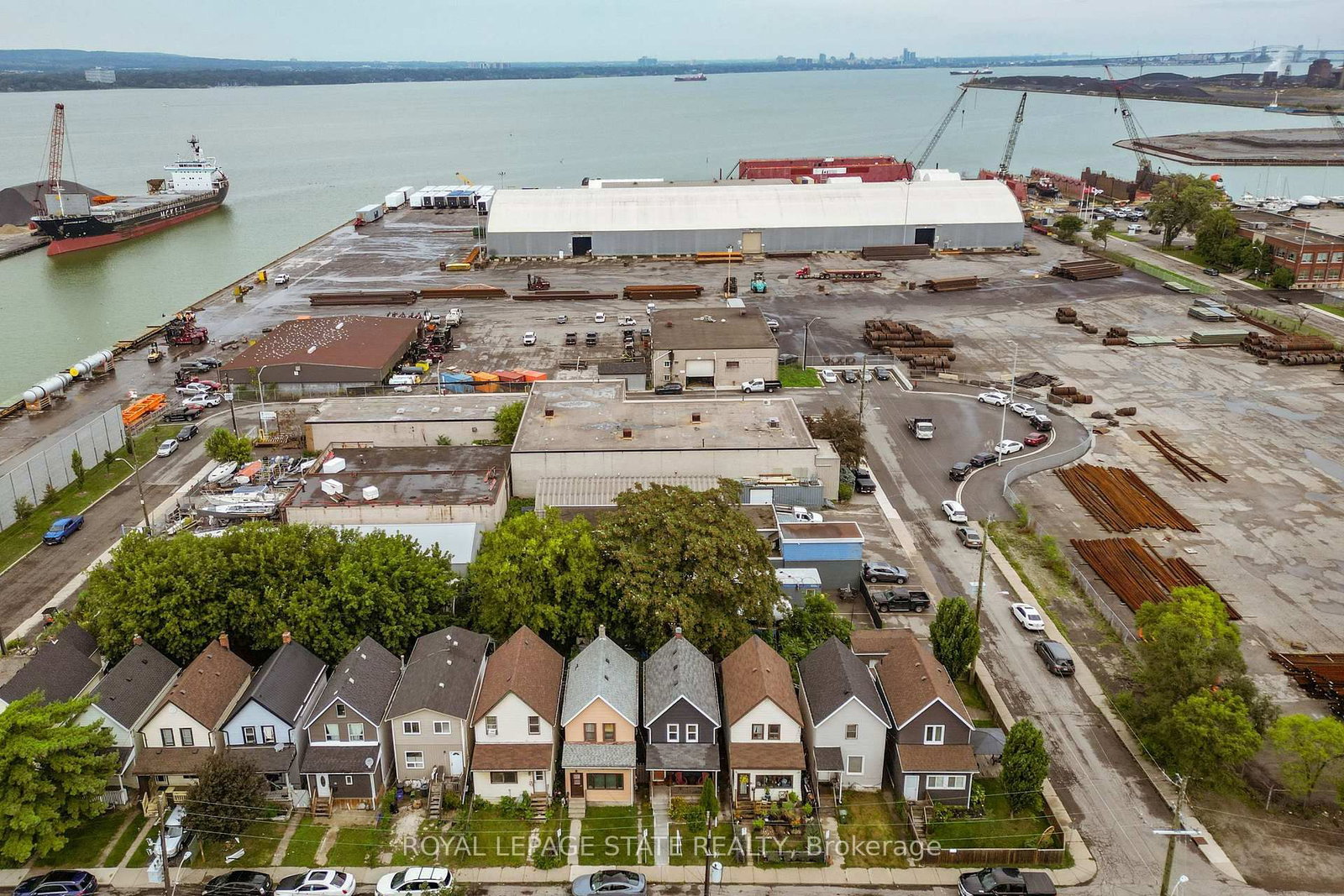19 Land Street • Hamilton, ON photo 44