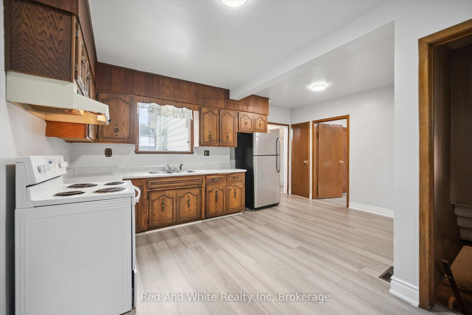 1279 HAMILTON Street • Cambridge, ON photo 13
