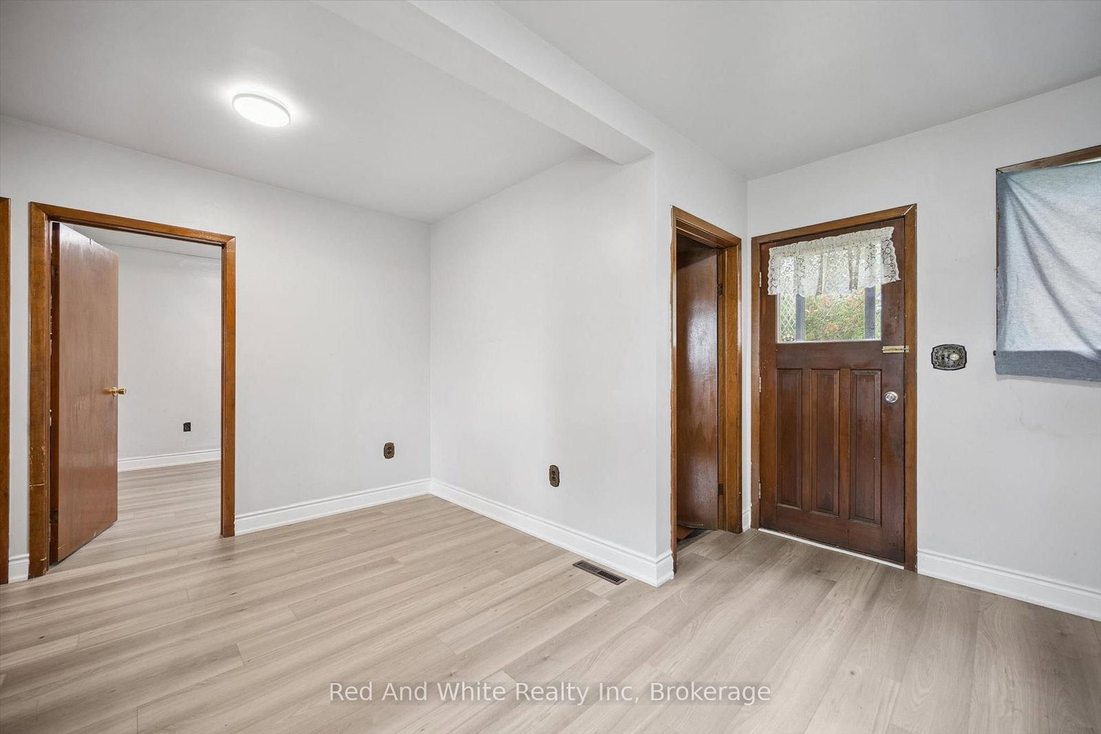 1279 HAMILTON Street • Cambridge, ON photo 15