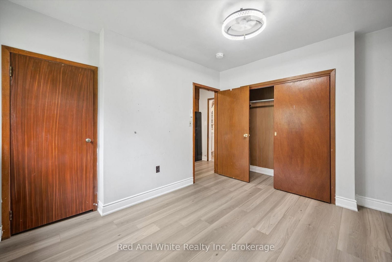 1279 HAMILTON Street • Cambridge, ON photo 18