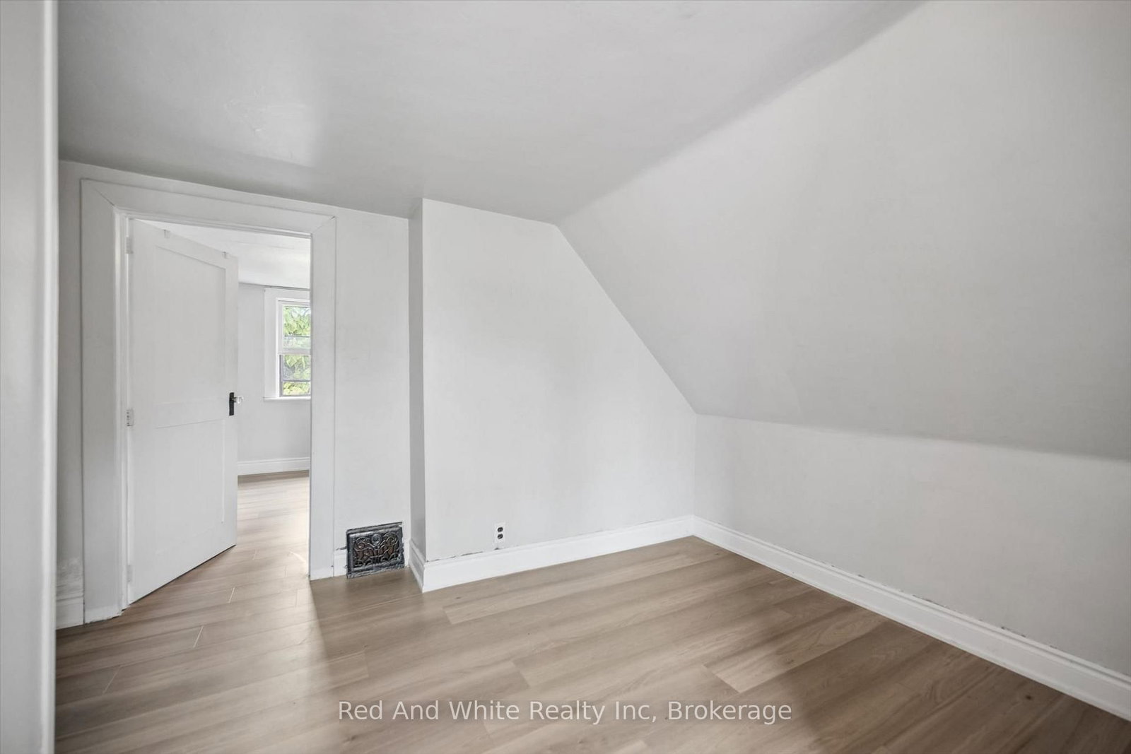 1279 HAMILTON Street • Cambridge, ON photo 20