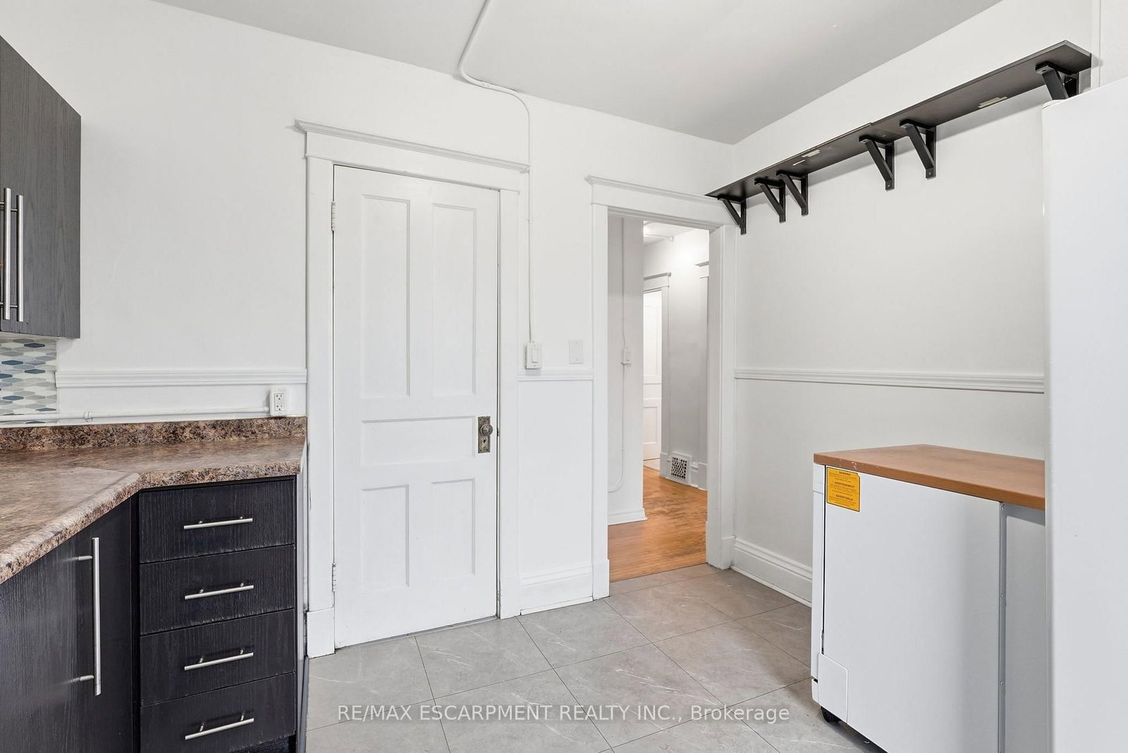 63 Melrose Avenue S • Hamilton, ON photo 15