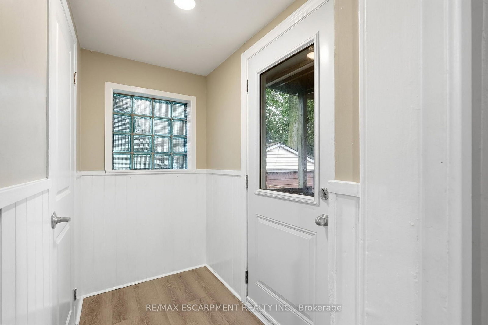 63 Melrose Avenue S • Hamilton, ON photo 16