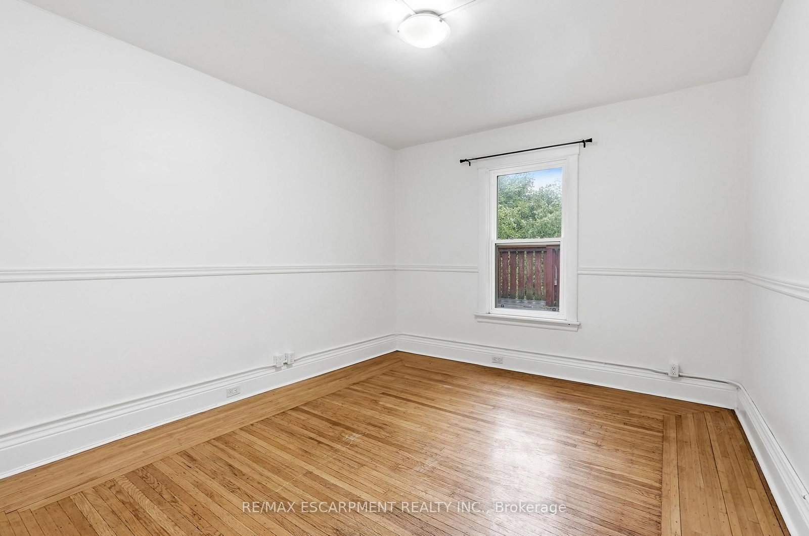 63 Melrose Avenue S • Hamilton, ON photo 20