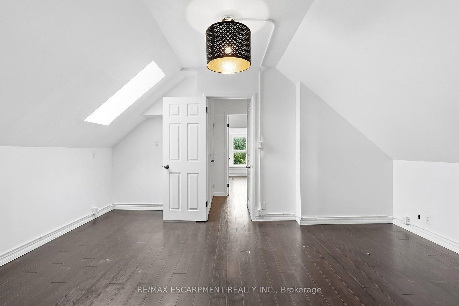 63 Melrose Avenue S • Hamilton, ON photo 27