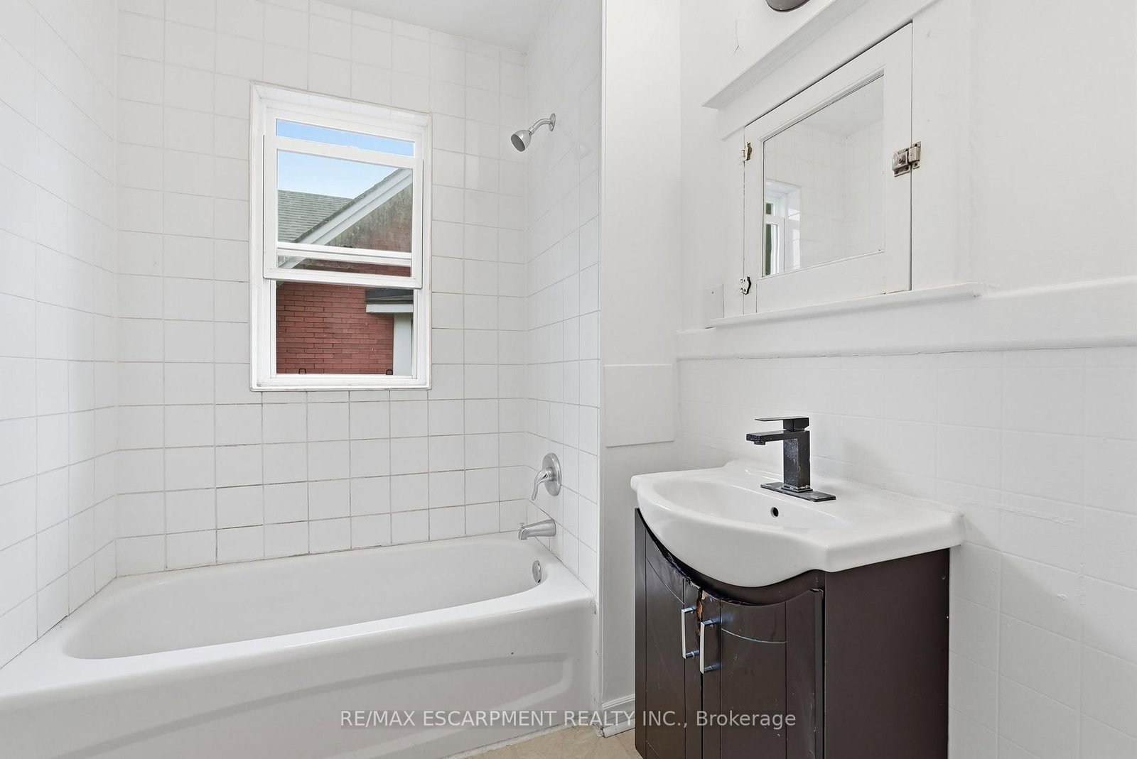 63 Melrose Avenue S • Hamilton, ON photo 39
