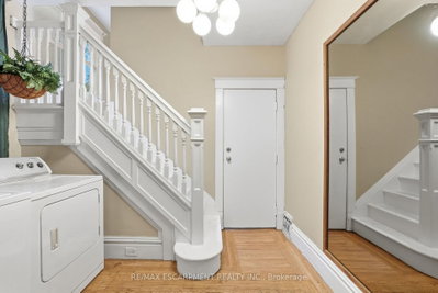 63 Melrose Avenue S • Hamilton, ON photo 4