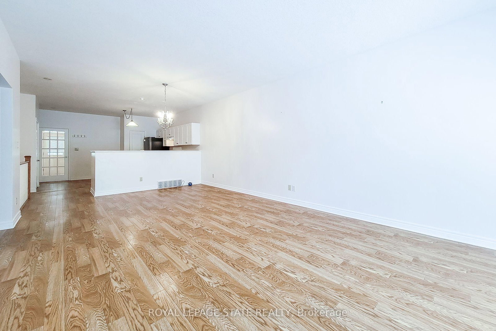 41 Vintners Lane • Grimsby, ON photo 15