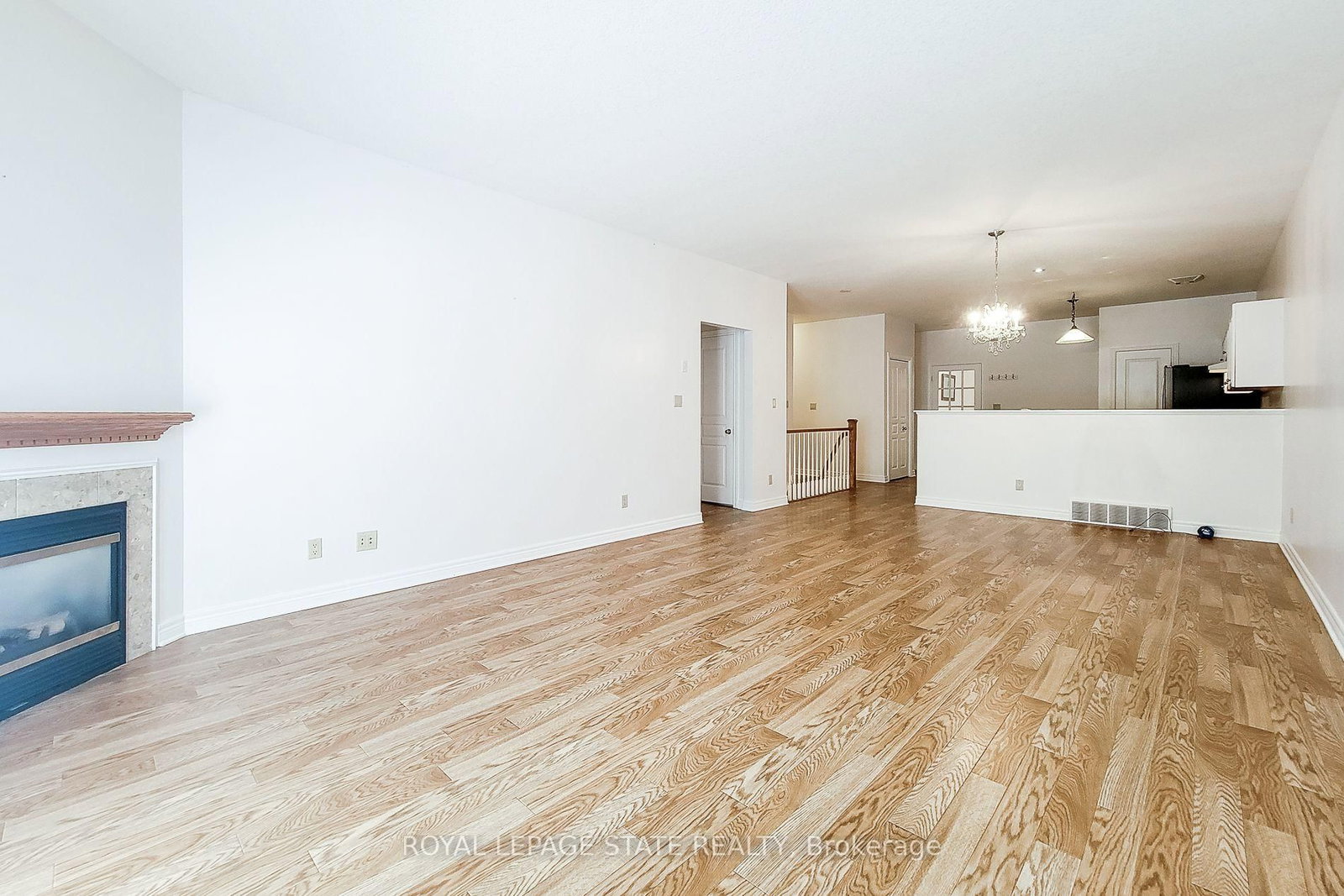 41 Vintners Lane • Grimsby, ON photo 16