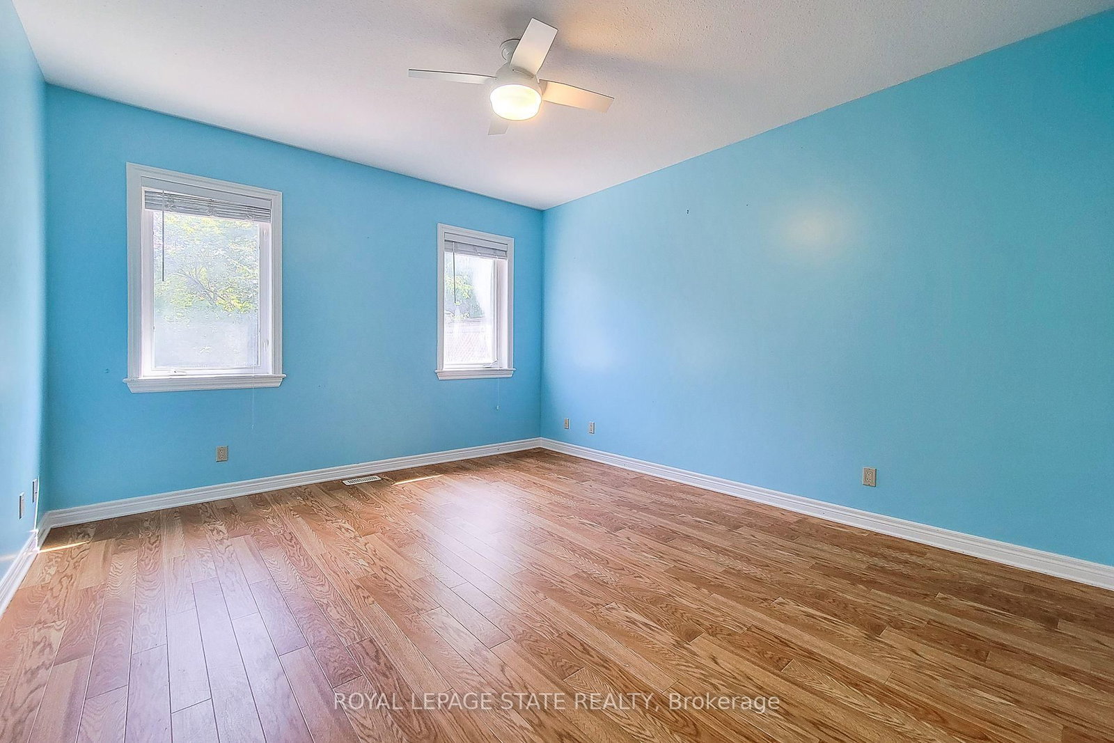 41 Vintners Lane • Grimsby, ON photo 28