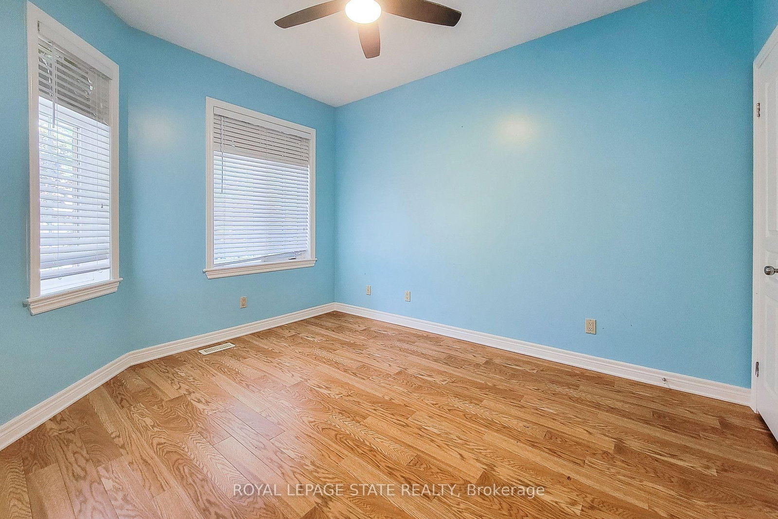 41 Vintners Lane • Grimsby, ON photo 37
