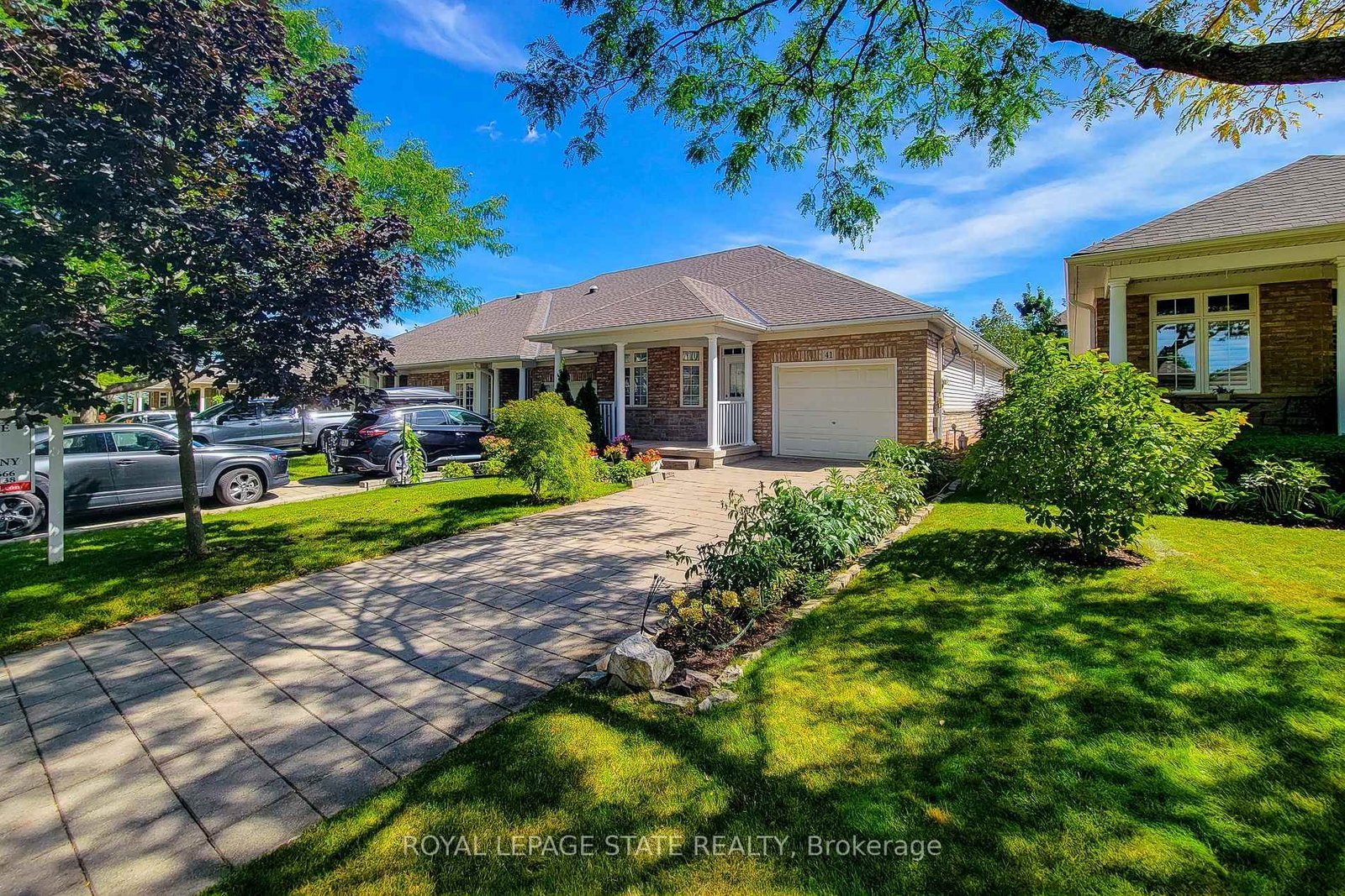 41 Vintners Lane • Grimsby, ON photo 5