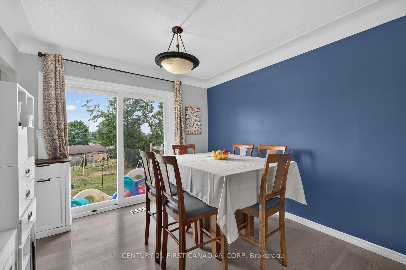 285 Panorama Crescent • London South, ON photo 13