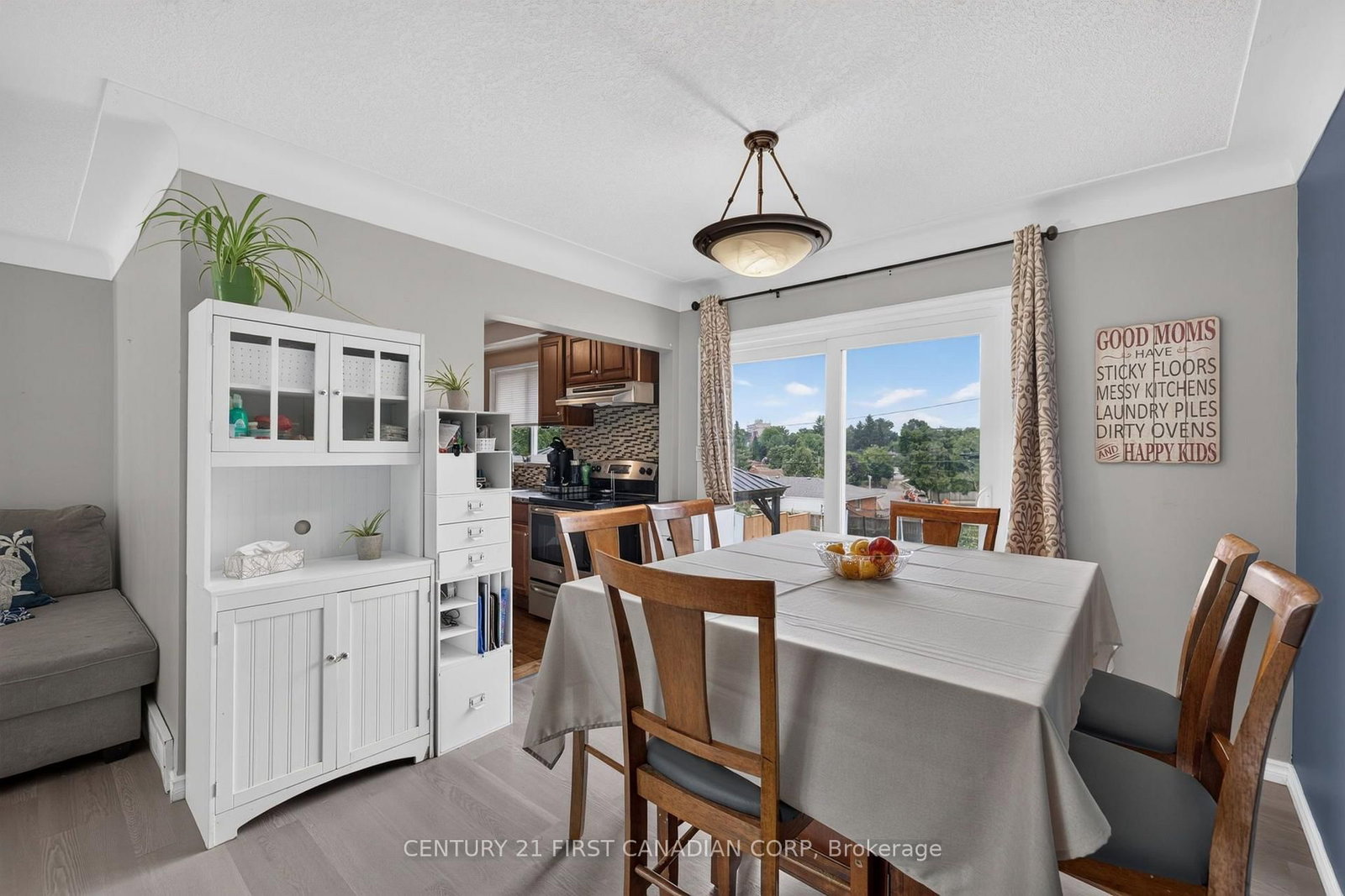 285 Panorama Crescent • London South, ON photo 14