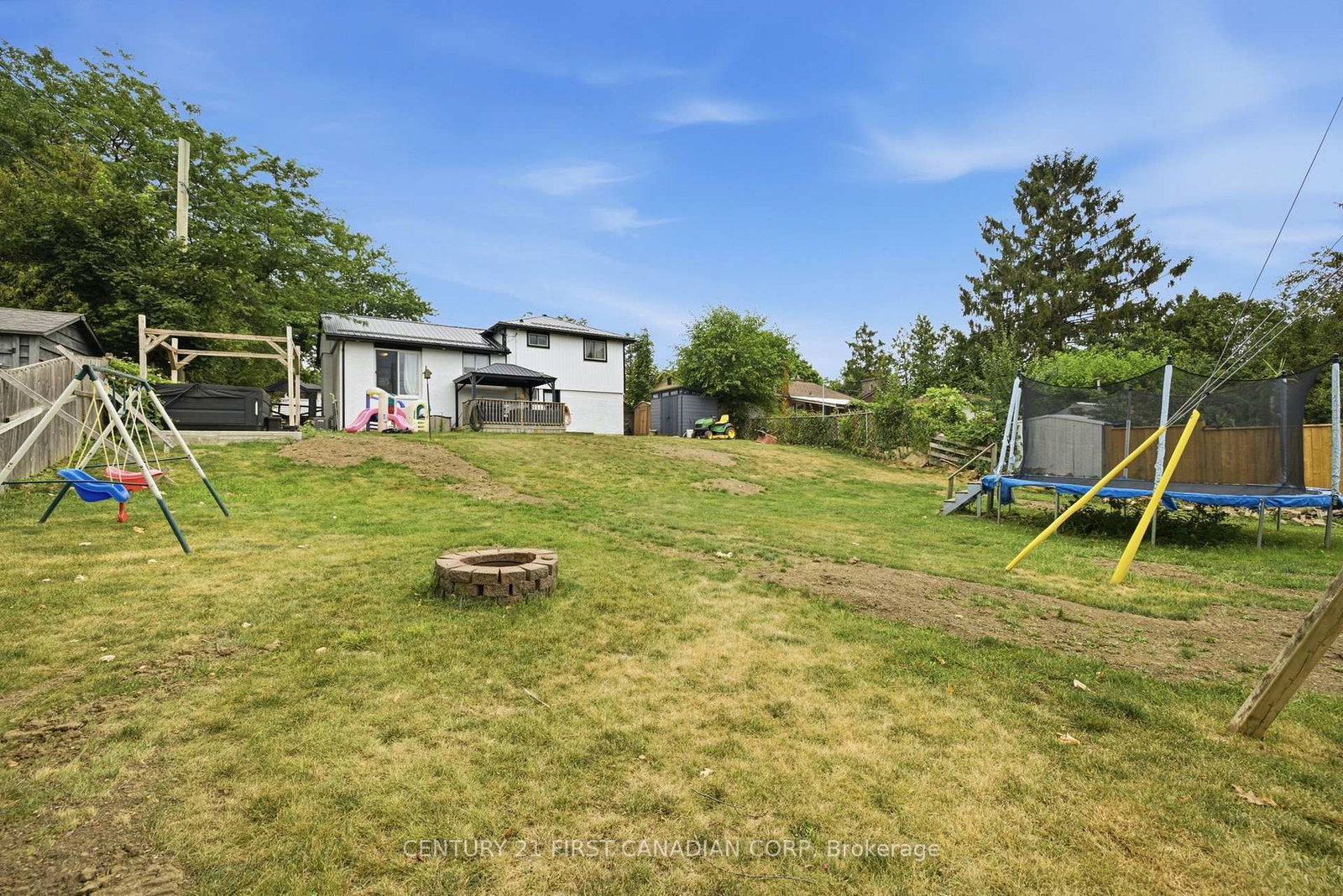 285 Panorama Crescent • London South, ON photo 46
