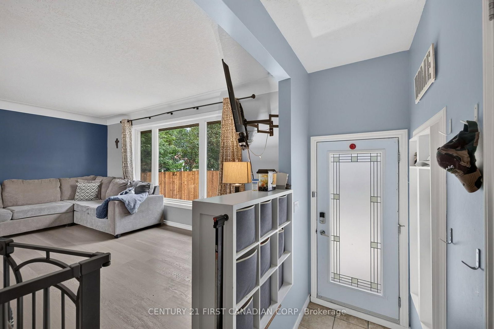 285 Panorama Crescent • London South, ON photo 6