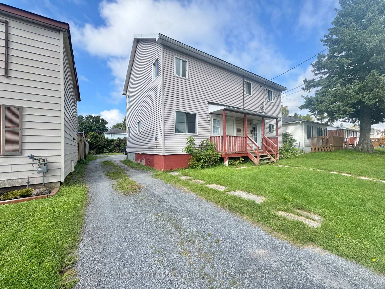 1316 Cumberland Street • Cornwall, ON photo 3