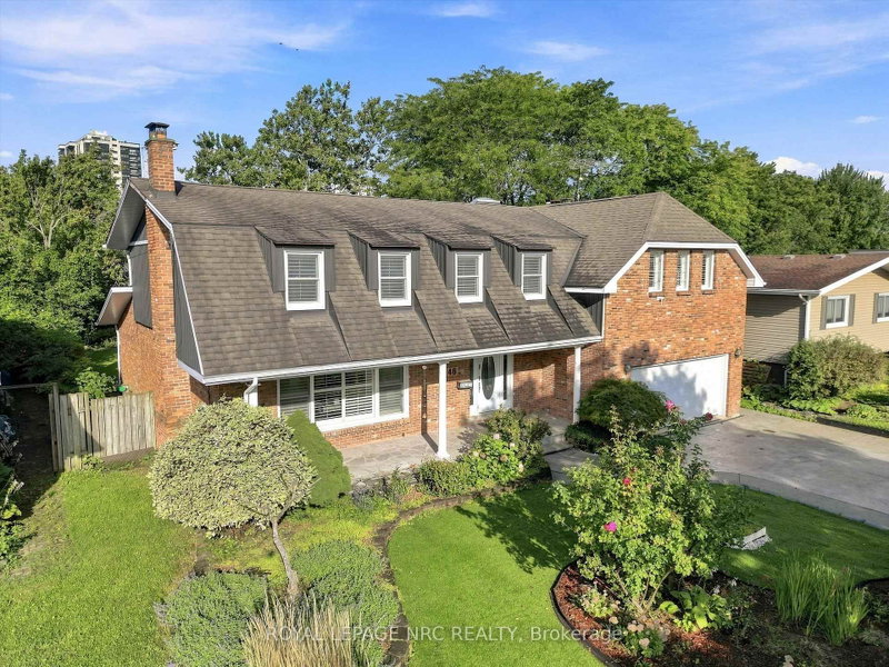 46 Adelene Crescent