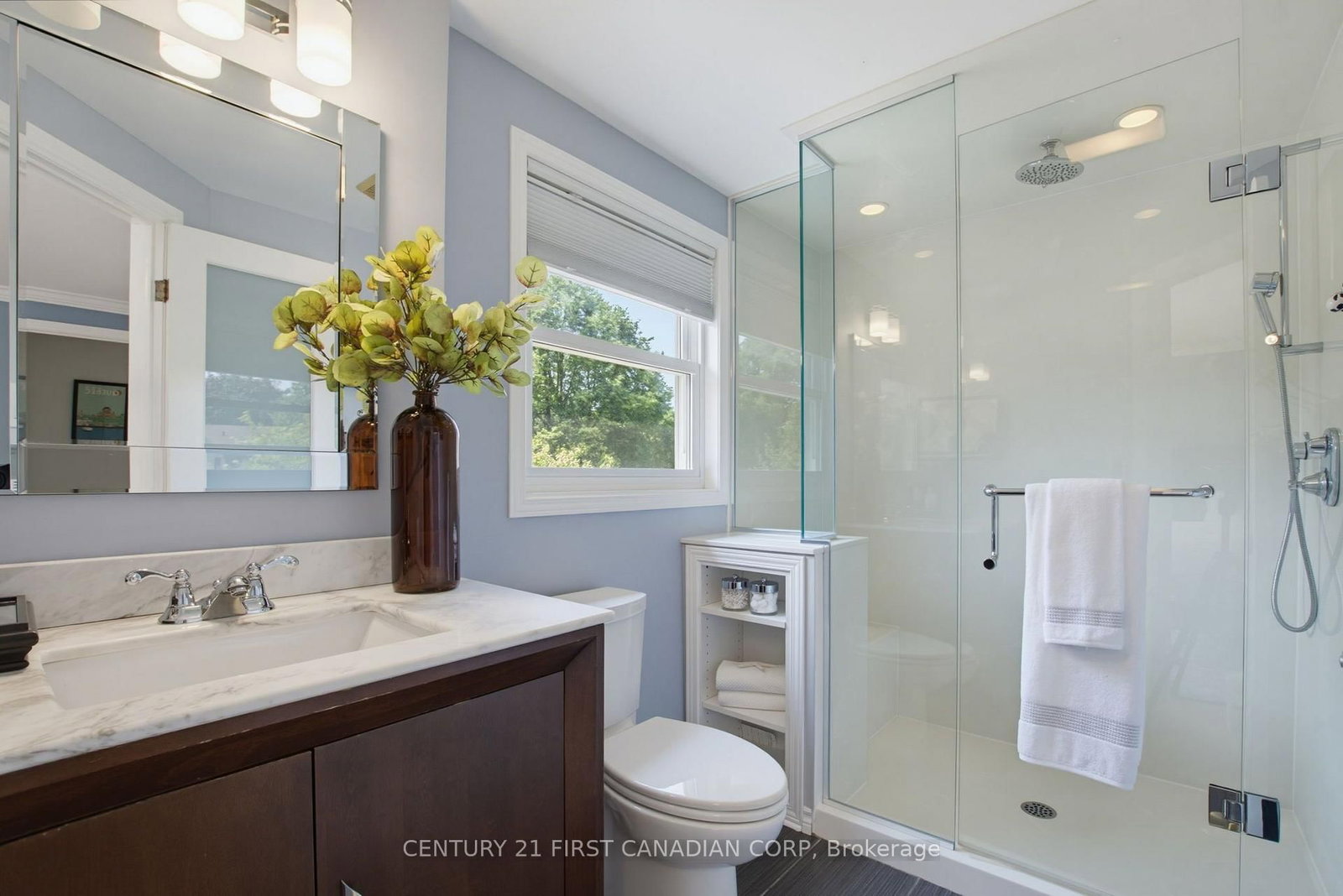 8 Meridene Crescent E • London North, ON photo 14