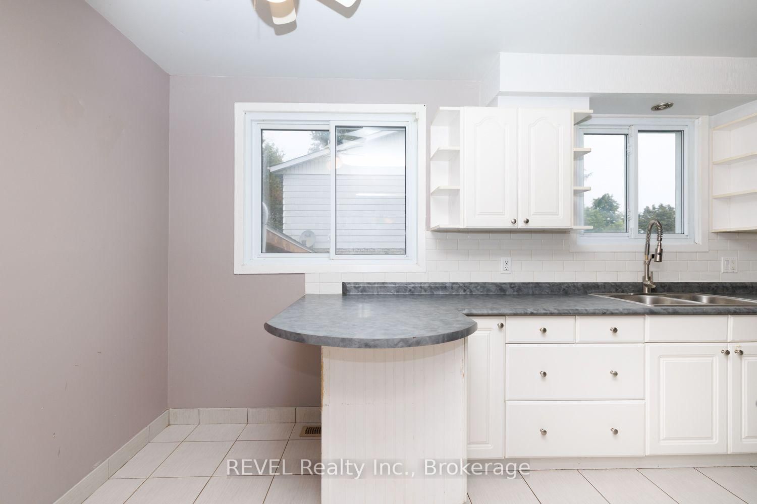 97 Tupper Drive • Thorold, ON photo 6
