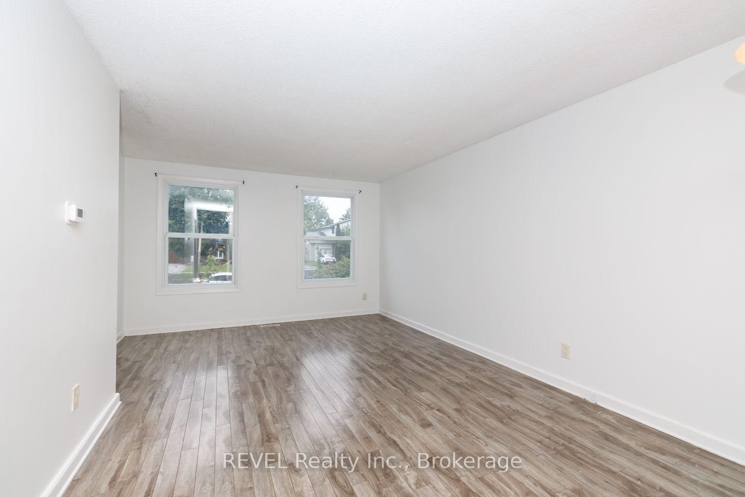 97 Tupper Drive • Thorold, ON photo 9