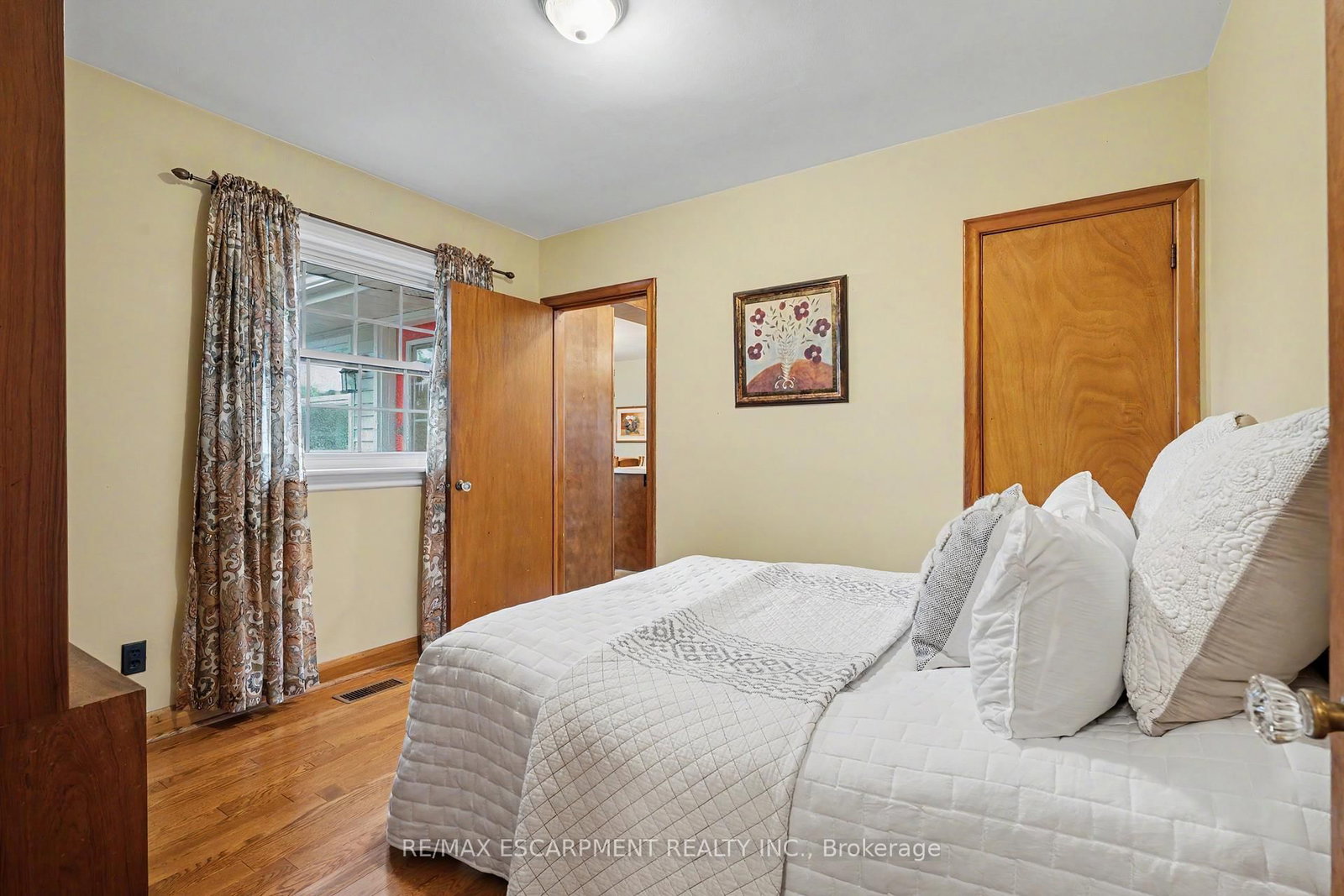 11 Miller Drive • Hamilton, ON photo 22