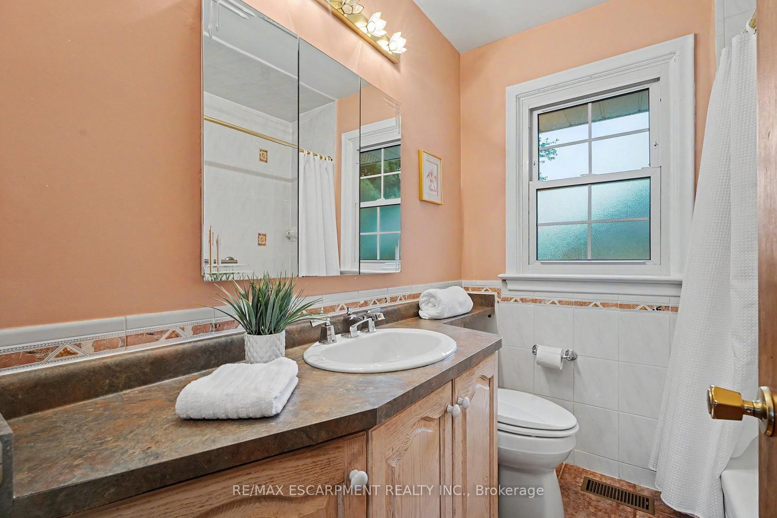 11 Miller Drive • Hamilton, ON photo 25