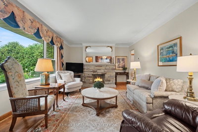 11 Miller Drive • Hamilton, ON photo 6