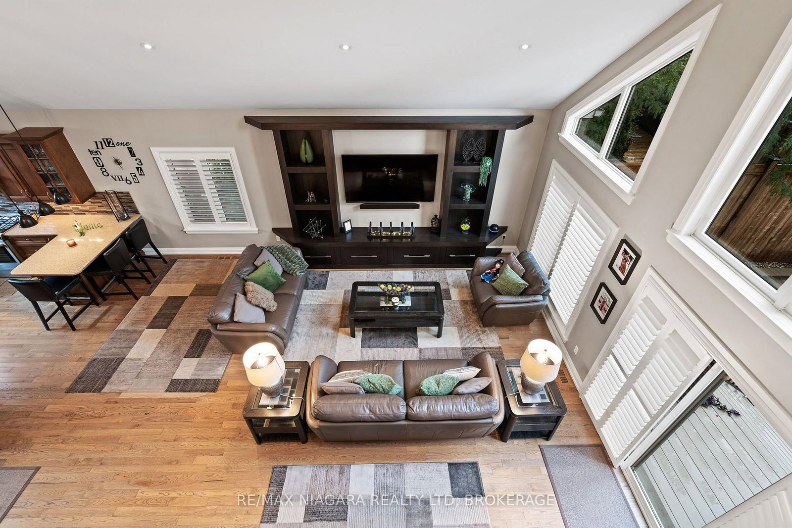 303 Main Street E • Grimsby, ON photo 23