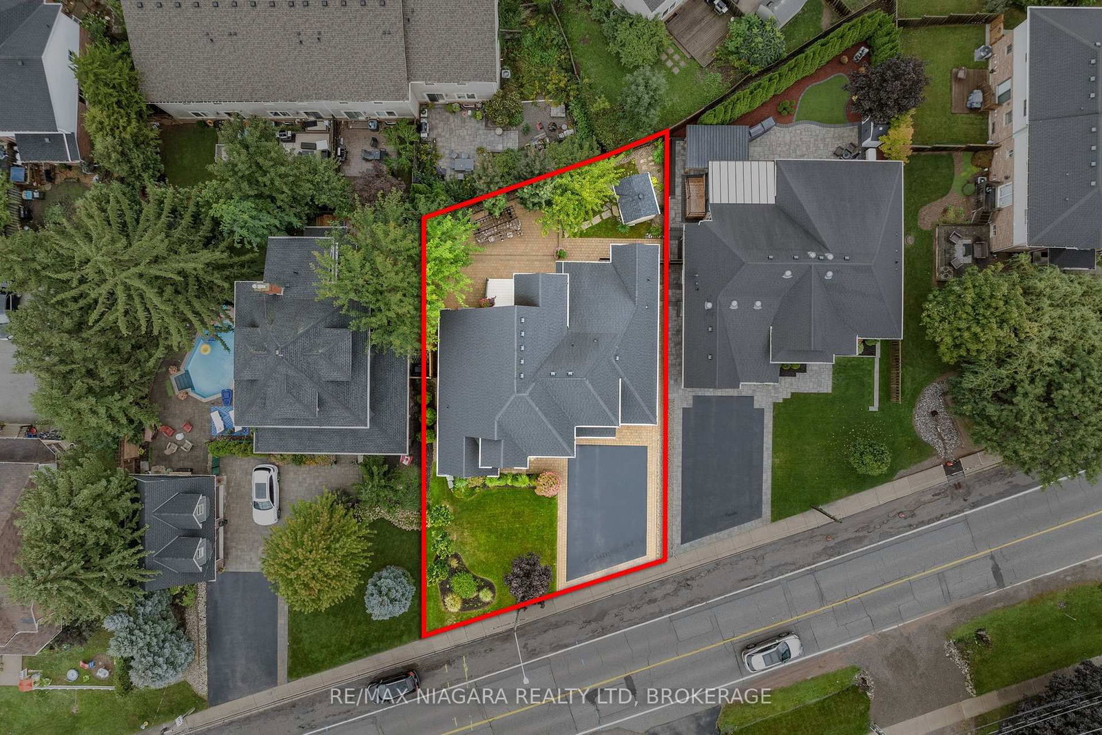 303 Main Street E • Grimsby, ON photo 49