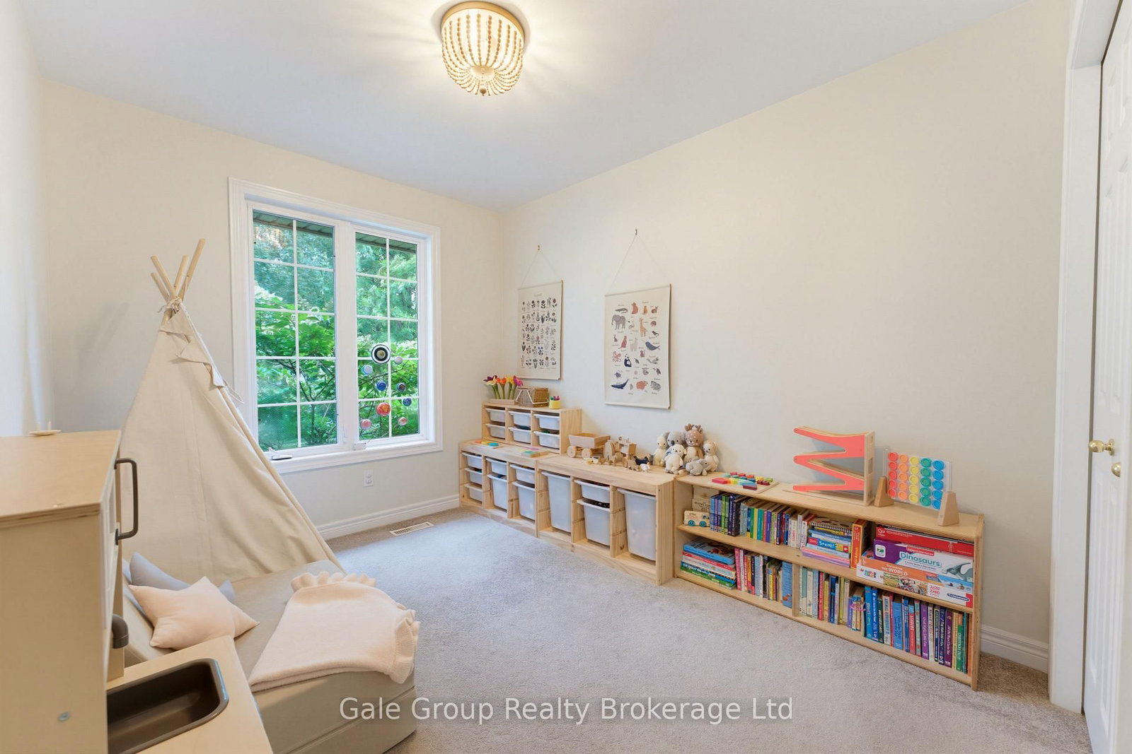 471 Ontario Street • Woodstock, ON photo 22