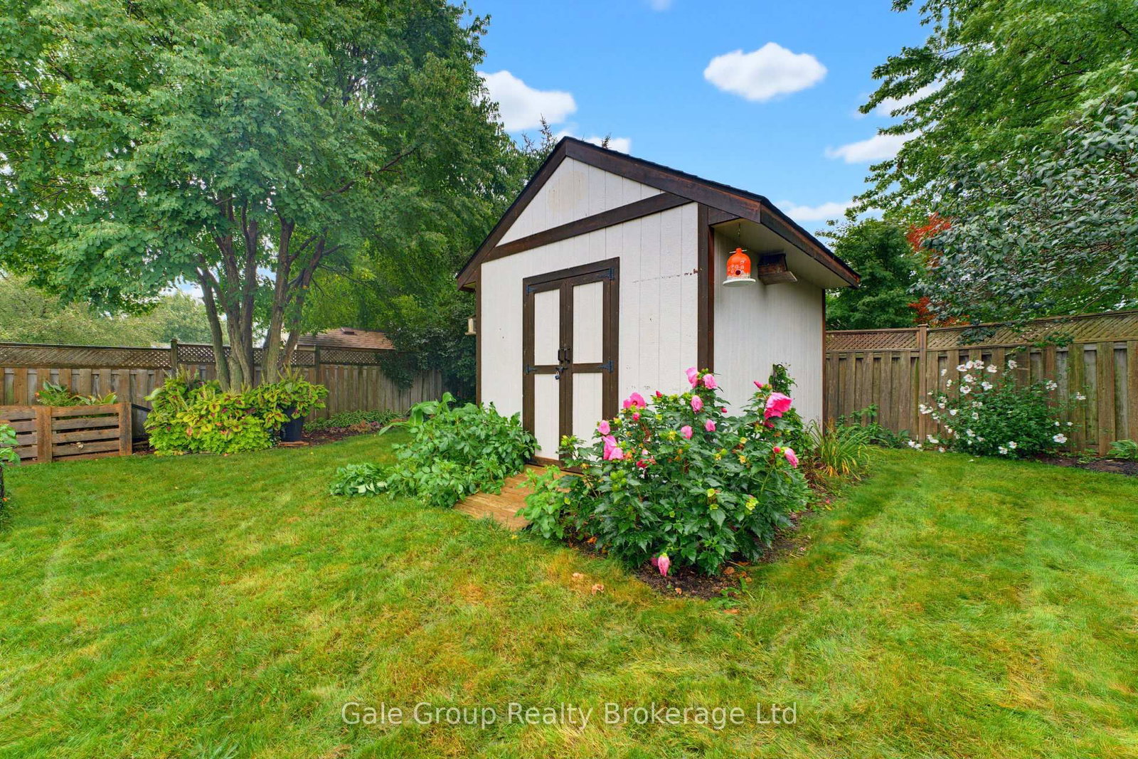 471 Ontario Street • Woodstock, ON photo 35