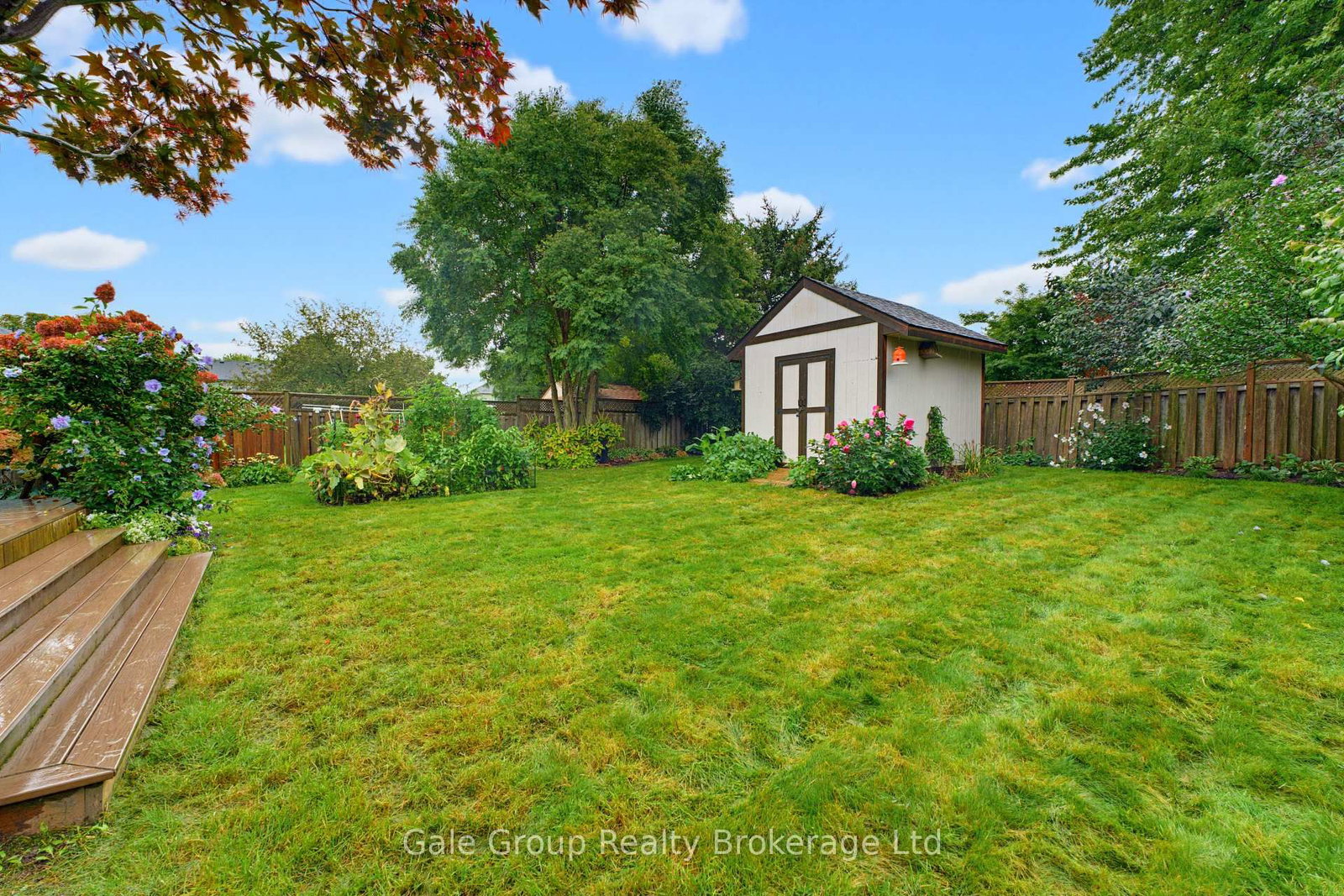 471 Ontario Street • Woodstock, ON photo 37