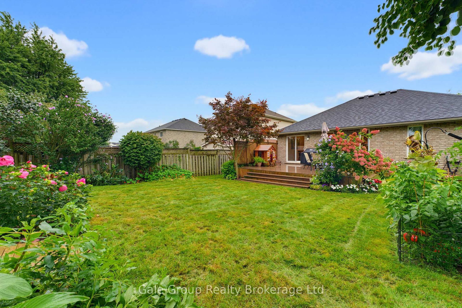 471 Ontario Street • Woodstock, ON photo 38