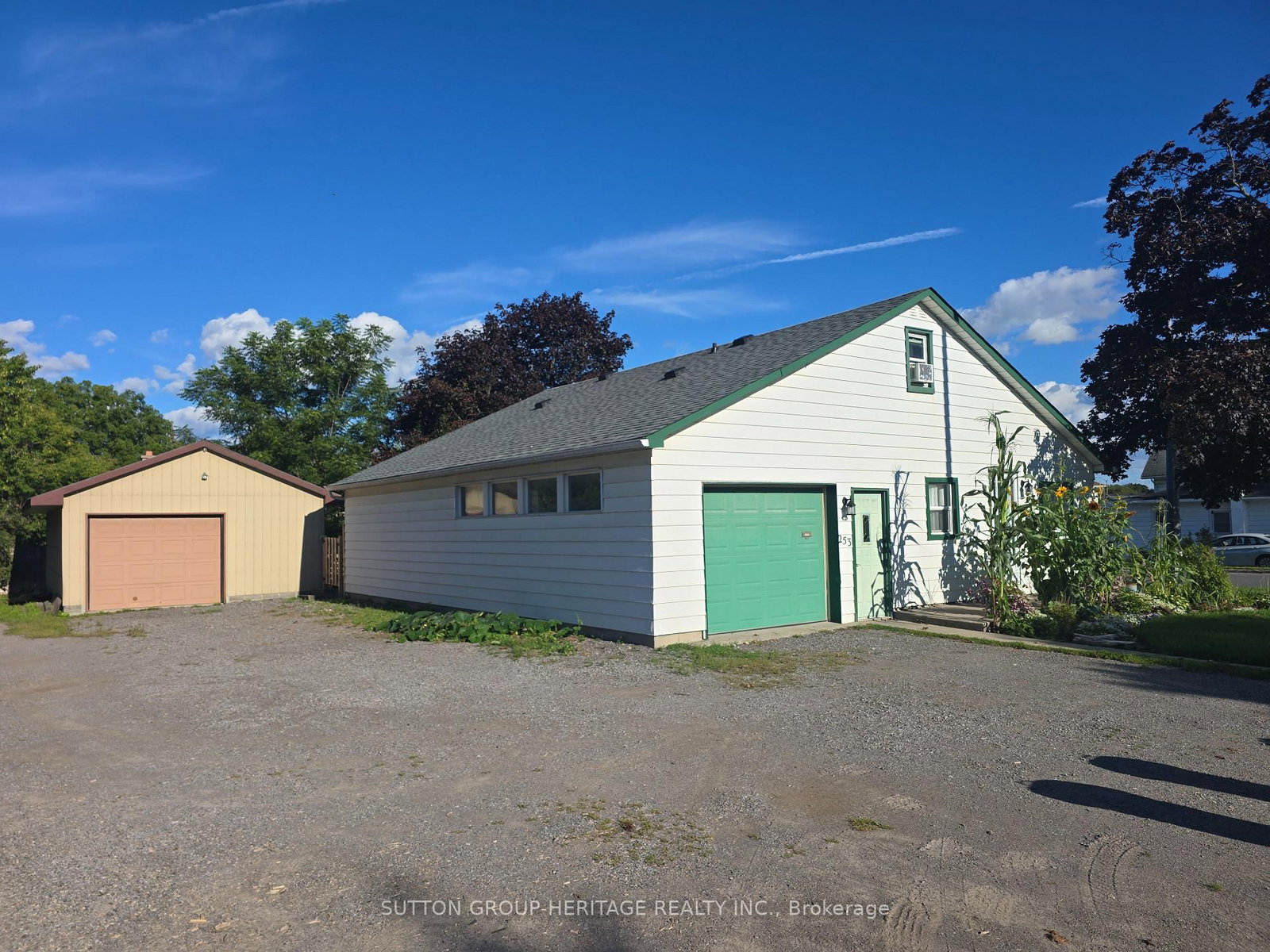 253 Sidney Street • Quinte West, ON photo 1