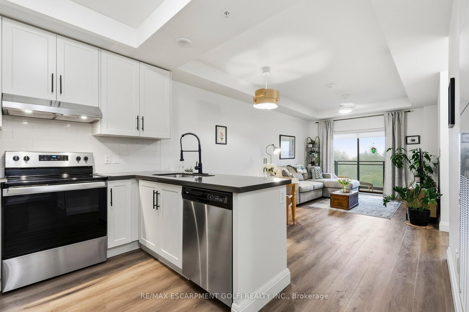 30 Hamilton Street S • #501 • Hamilton, ON photo 6