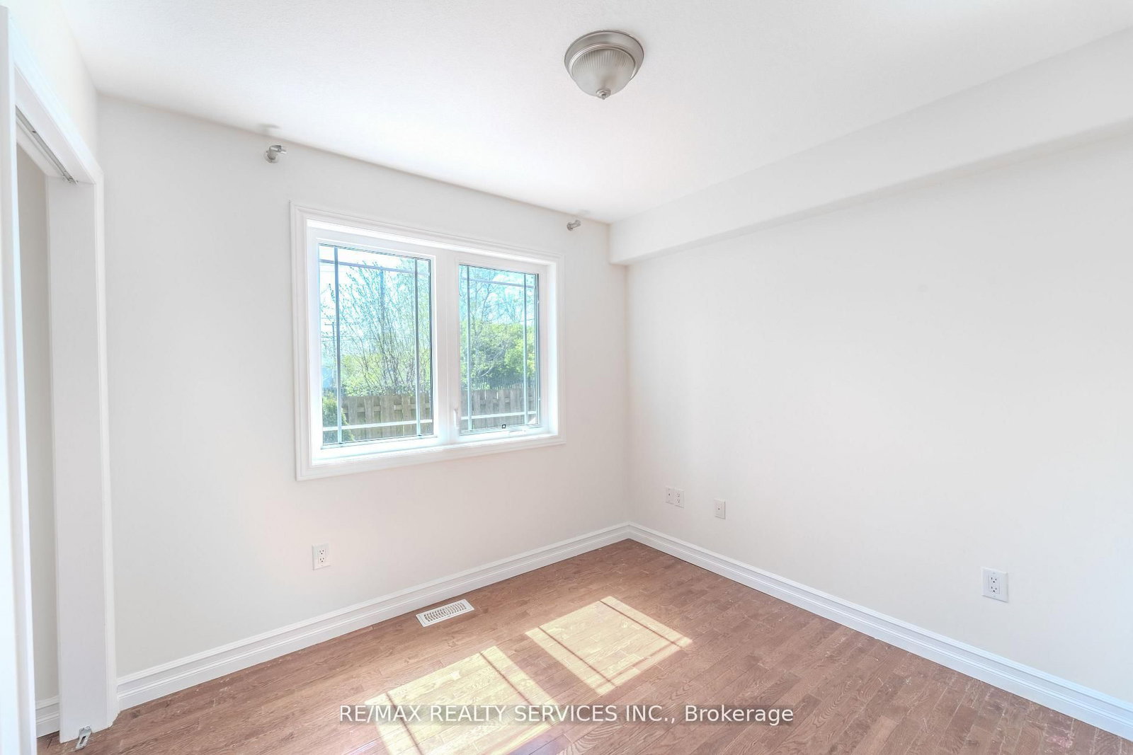 8006 Norton Street S • Niagara Falls, ON photo 15