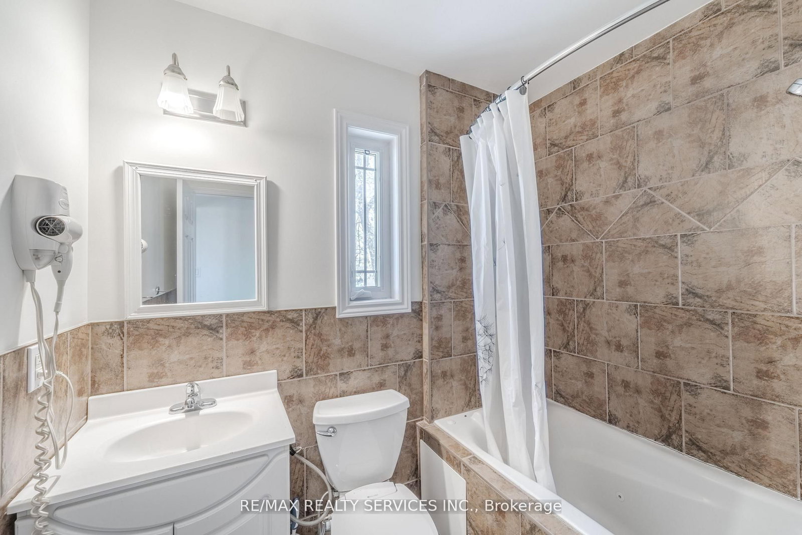 8006 Norton Street S • Niagara Falls, ON photo 27