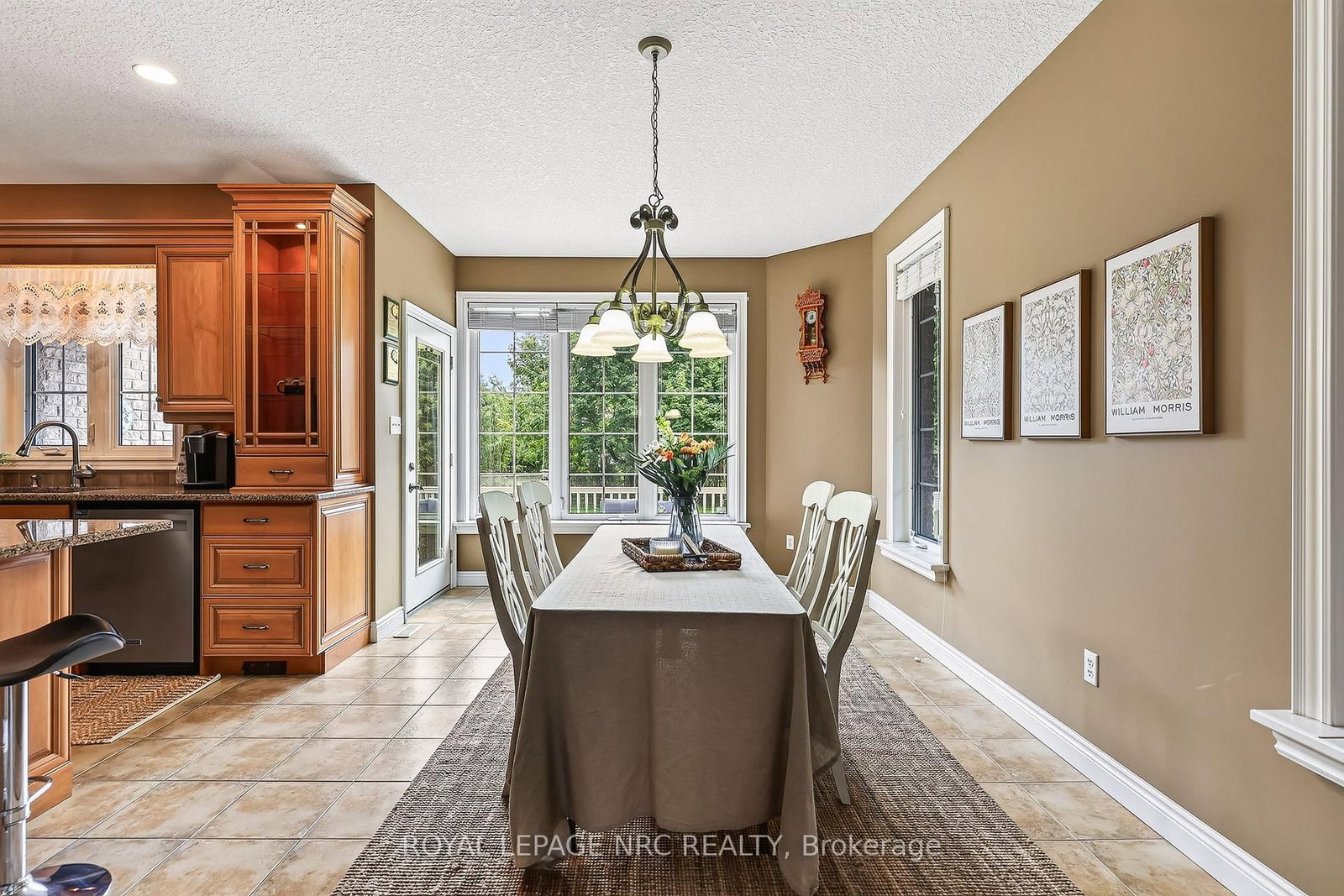 400 Lakeview Drive • Woodstock, ON photo 15