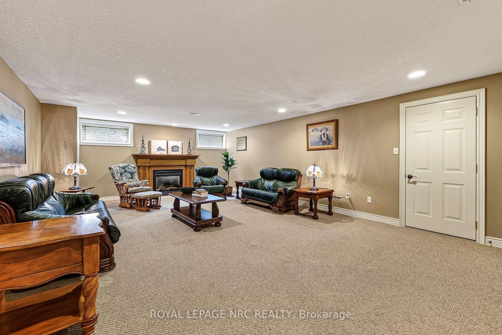400 Lakeview Drive • Woodstock, ON photo 31